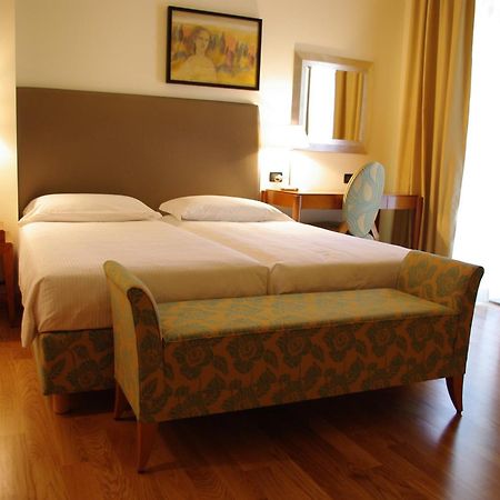 Dependance Lipa Hotell Basovizza Exteriör bild